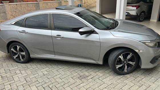 HONDA CIVIC 1.5 16V TURBO GASOLINA TOURING 4P CVT